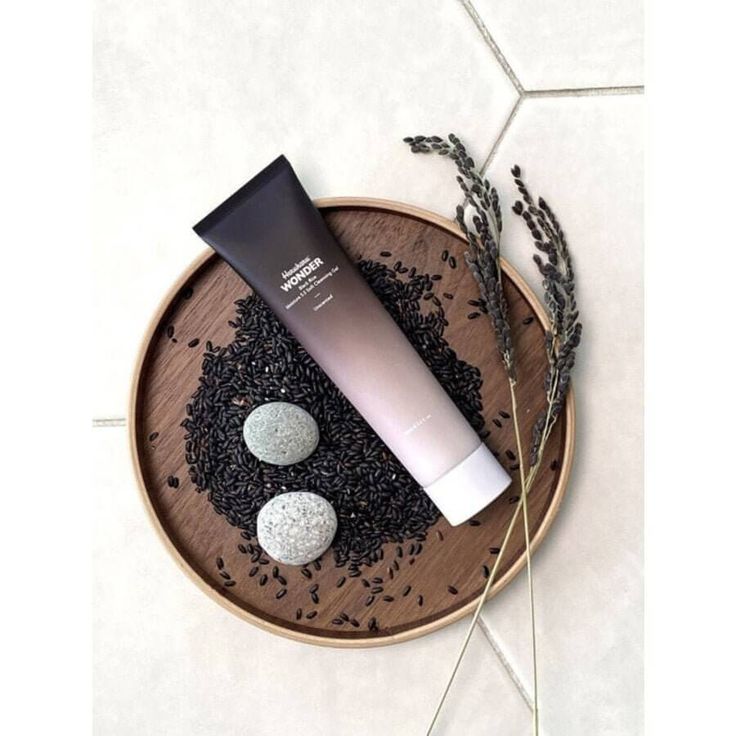 Haruharu WONDER - Black Rice Moisture 5.5 Soft Cleansing Gel (100ml)